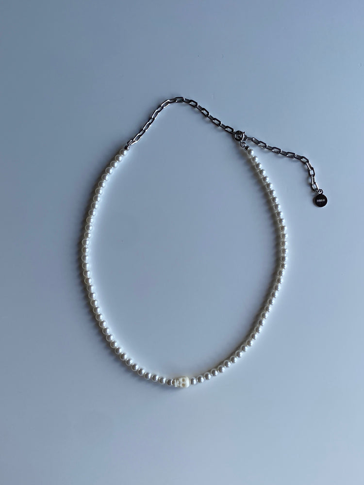 PEARL SKULL NECKLACE_SH